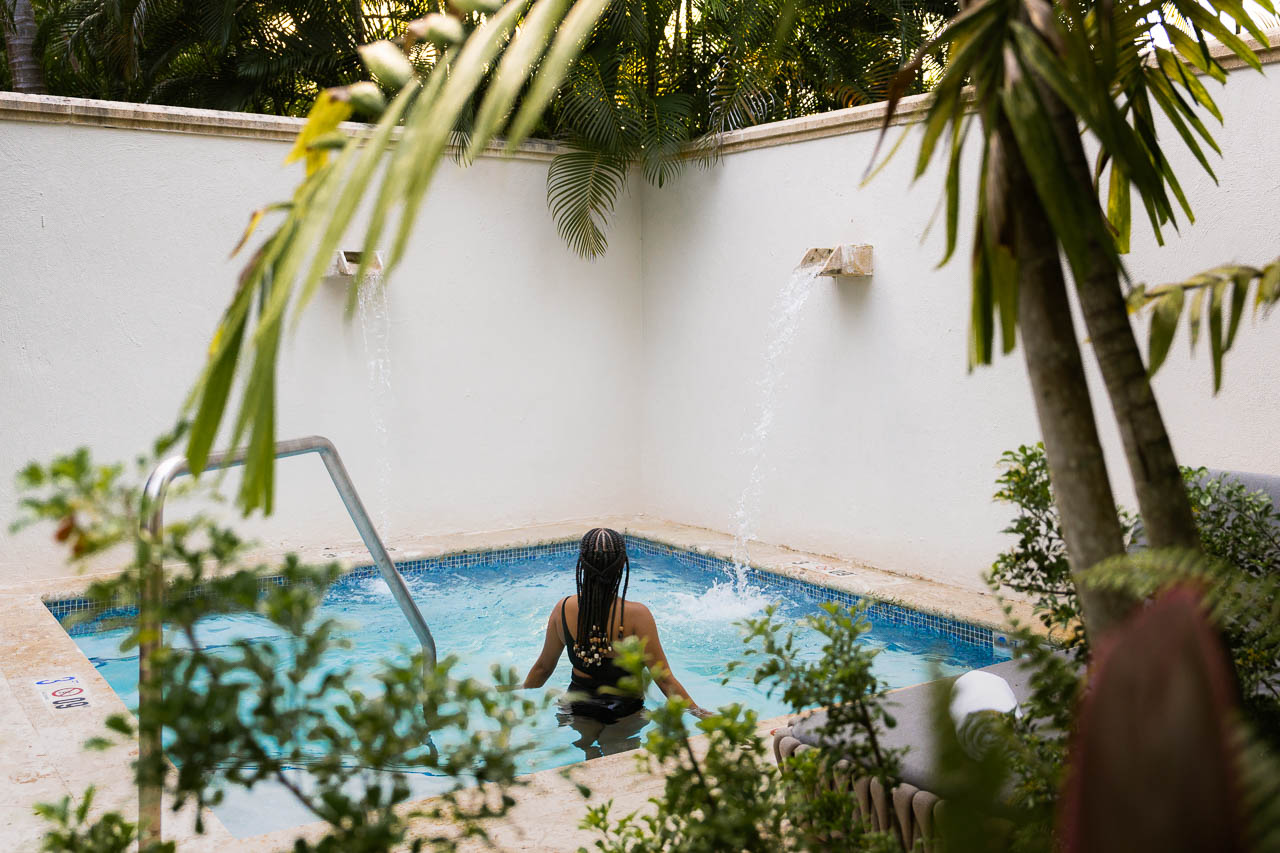 View of spa plunge pool